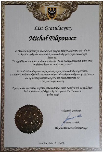 Dyplom i uprawnienia przewodnika sudeckiego Michała Filipowicza